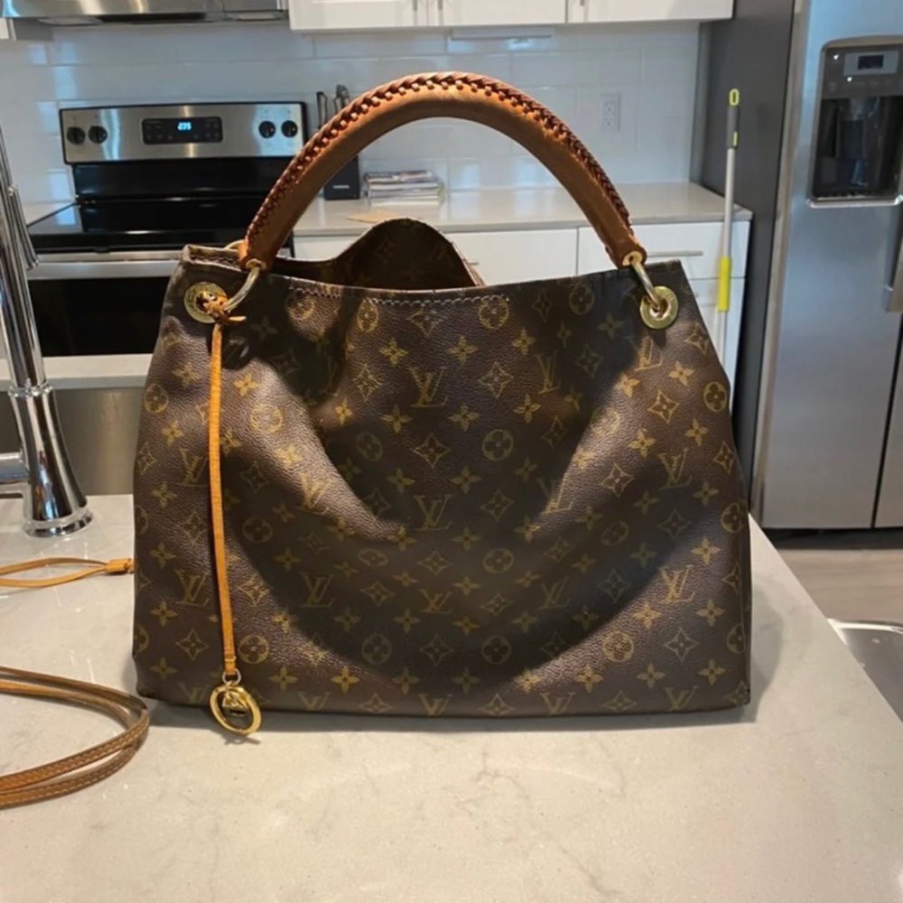 Louis Vuitton Artsy